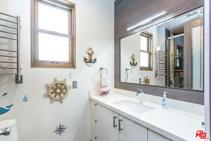 1653 Centinela Avenue, Santa Monica, California 90404