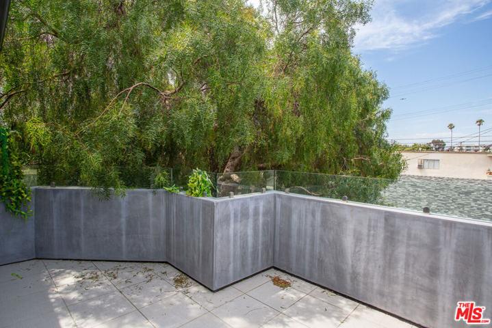 1653 Centinela Avenue, Santa Monica, California 90404