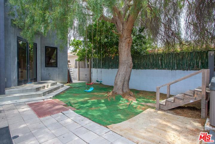 1653 Centinela Avenue, Santa Monica, California 90404