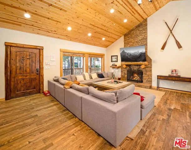 919 Mcalister Road, Big Bear City, California 92314