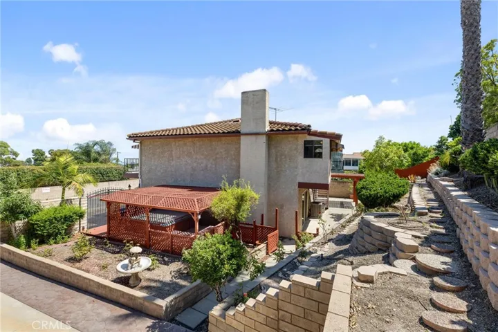 1518 W 5th Street, San Pedro, California 90732