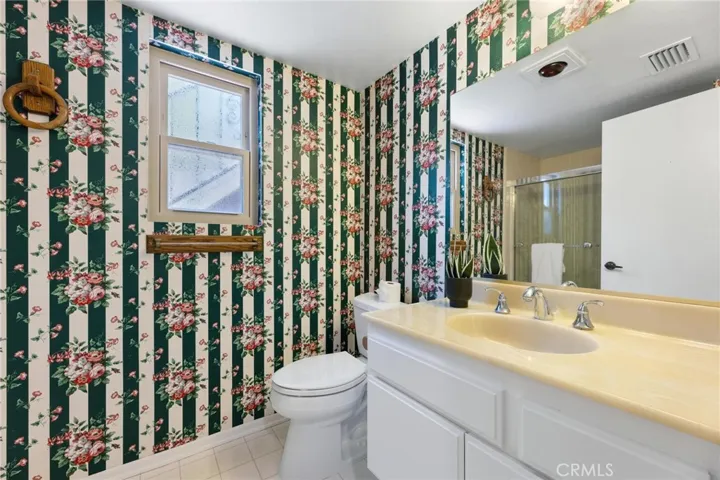 Bathroom #2