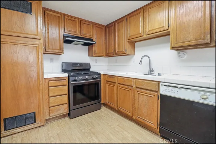 21174 Gladiolos Way, Lake Forest, California 92630