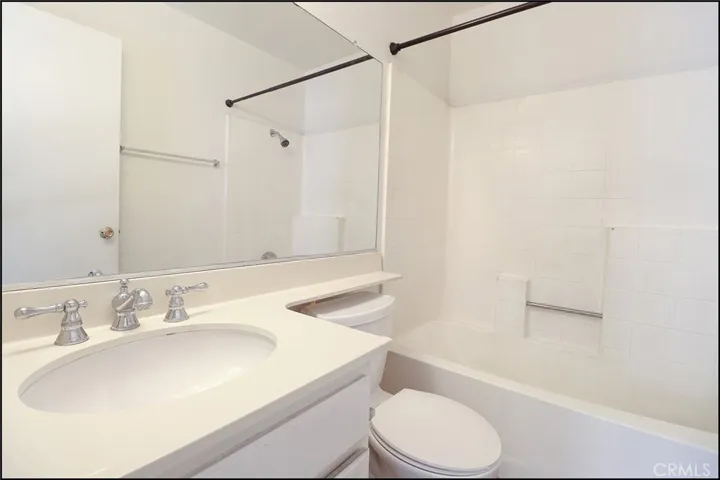 21174 Gladiolos Way, Lake Forest, California 92630
