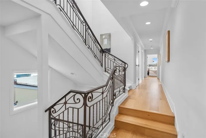 38 6th Street, Hermosa Beach, California 90254