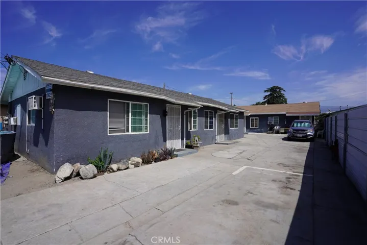 1342 Oak Street, San Bernardino, California 92410