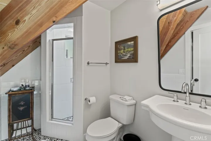 26489 Hillcrest Lane, Lake Arrowhead, California 92352