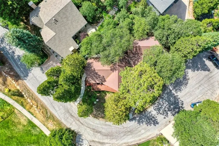 26489 Hillcrest Lane, Lake Arrowhead, California 92352