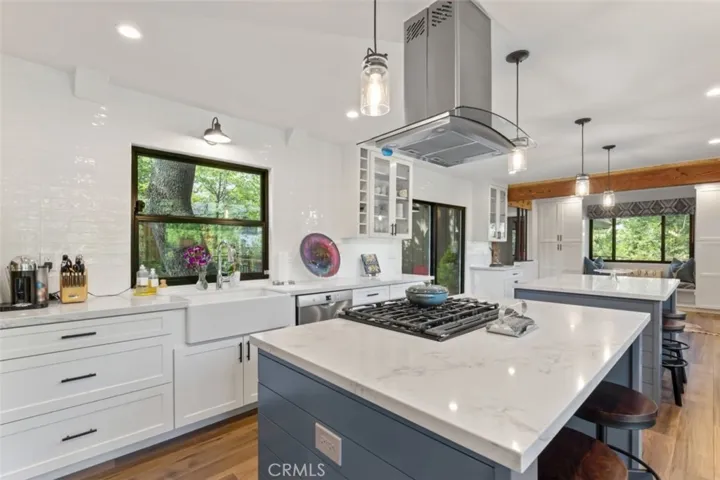 26489 Hillcrest Lane, Lake Arrowhead, California 92352