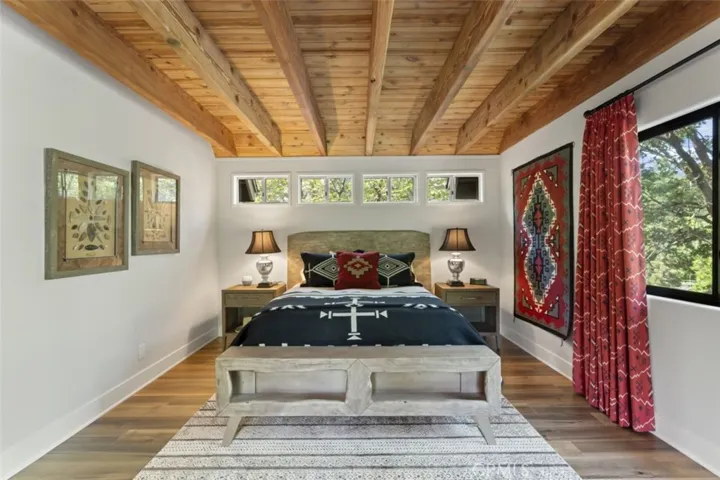 26489 Hillcrest Lane, Lake Arrowhead, California 92352