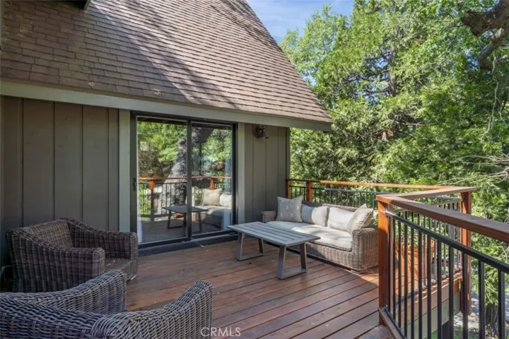 26489 Hillcrest Lane, Lake Arrowhead, California 92352