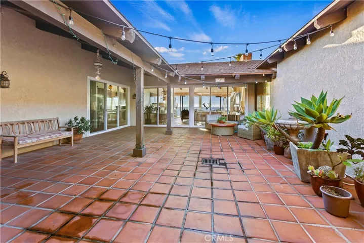 78 S La Senda Drive, Laguna Beach, California 92651