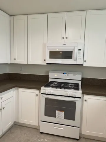 1140 Deseret Avenue Unit C, Barstow, California 92311