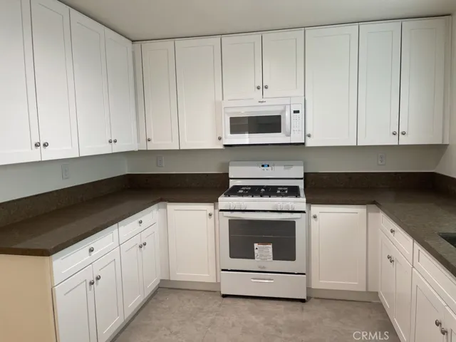 1140 Deseret Avenue Unit C, Barstow, California 92311