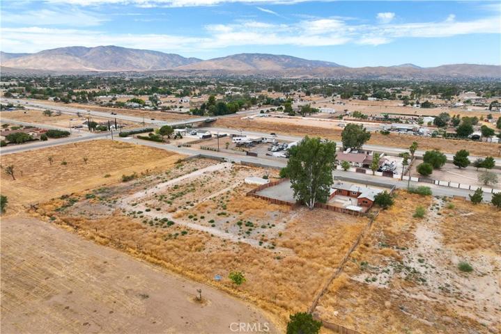 40458 12th W Street, Palmdale, California 93551