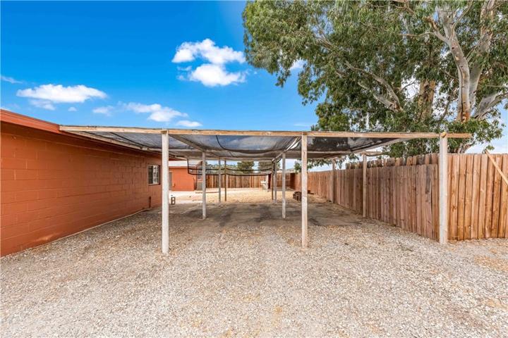 40458 12th W Street, Palmdale, California 93551
