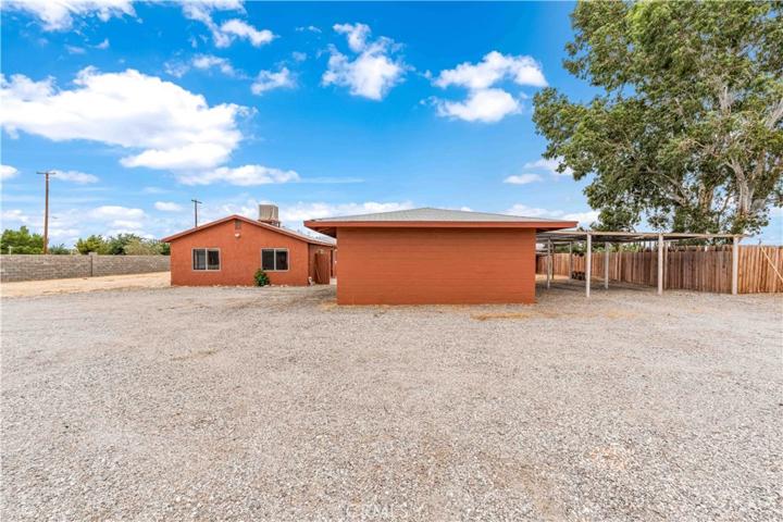 40458 12th W Street, Palmdale, California 93551