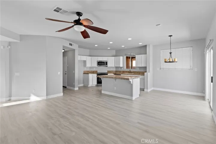 11746 Dellwood Road, Victorville, California 92392