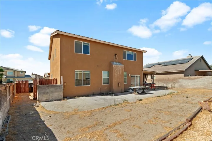 11746 Dellwood Road, Victorville, California 92392