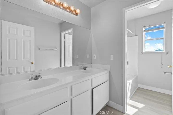 11746 Dellwood Road, Victorville, California 92392