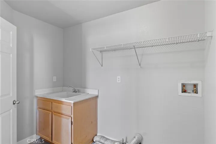 11746 Dellwood Road, Victorville, California 92392