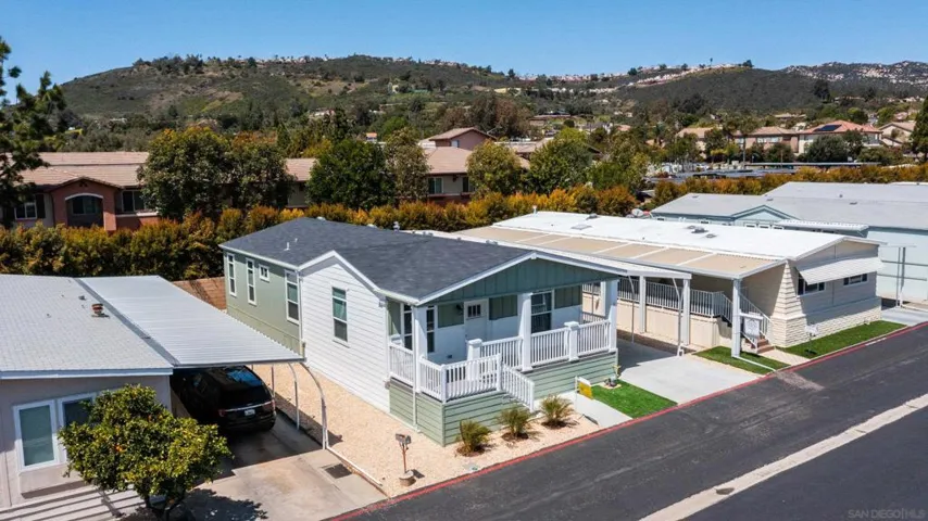 1401 El Norte Parkway Unit 13, San Marcos, California 92026