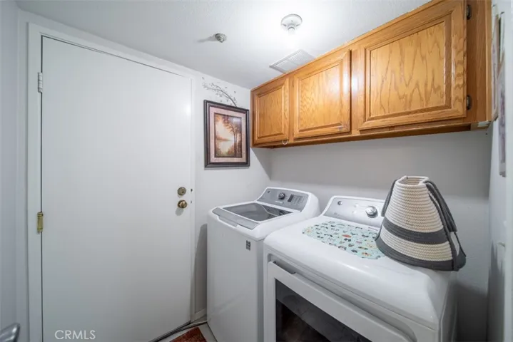 452 Chatsworth Dr., San Fernando, California 91340