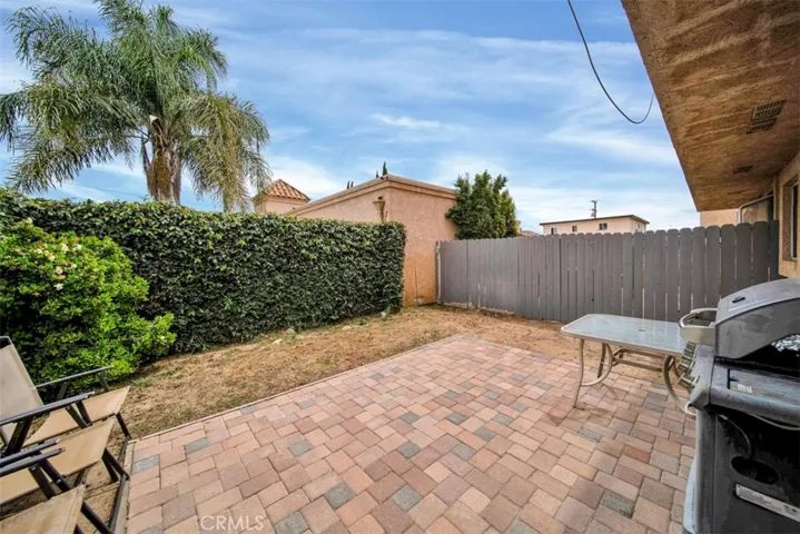 452 Chatsworth Dr., San Fernando, California 91340