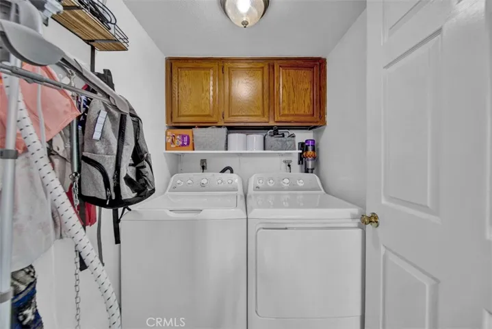 452 Chatsworth Dr., San Fernando, California 91340