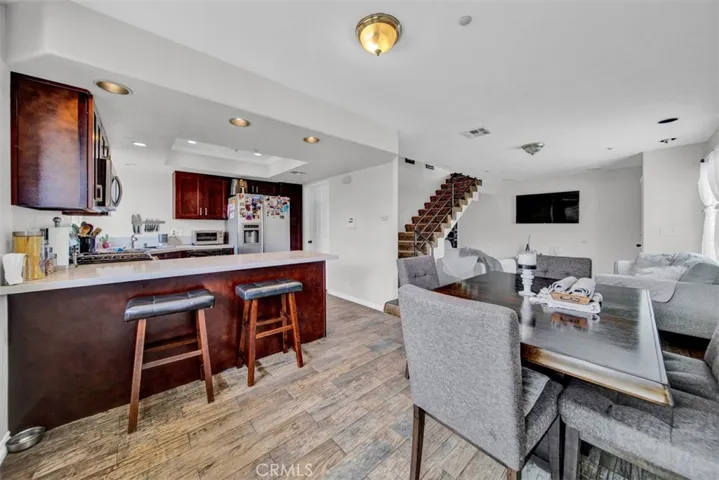 452 Chatsworth Dr., San Fernando, California 91340