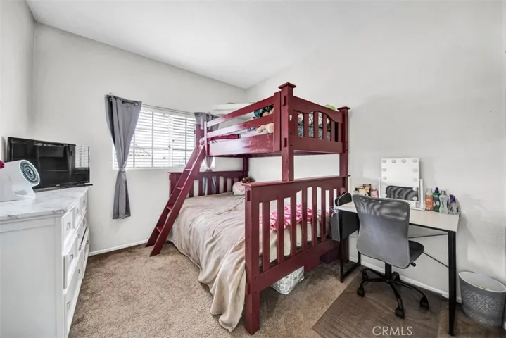 452 Chatsworth Dr., San Fernando, California 91340