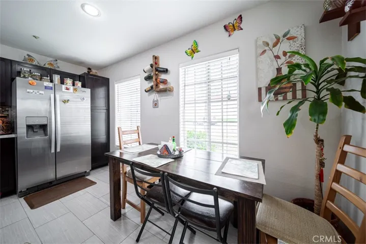 452 Chatsworth Dr., San Fernando, California 91340