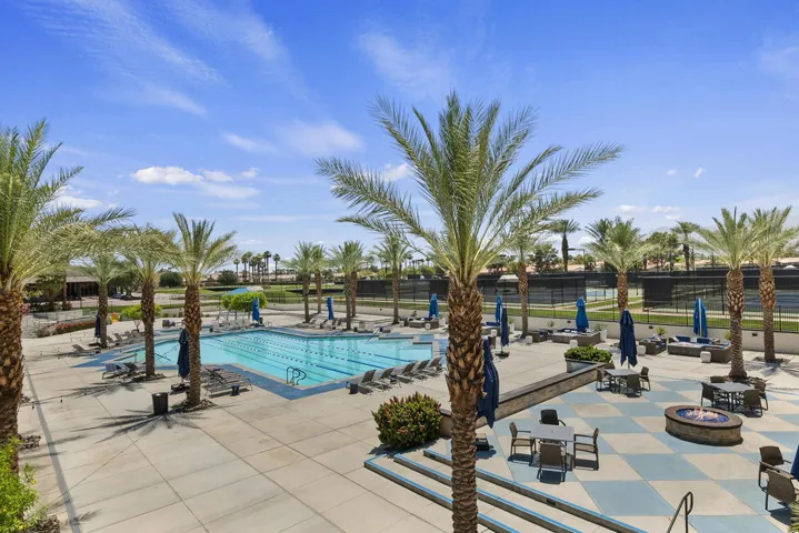 073_Community Amenities