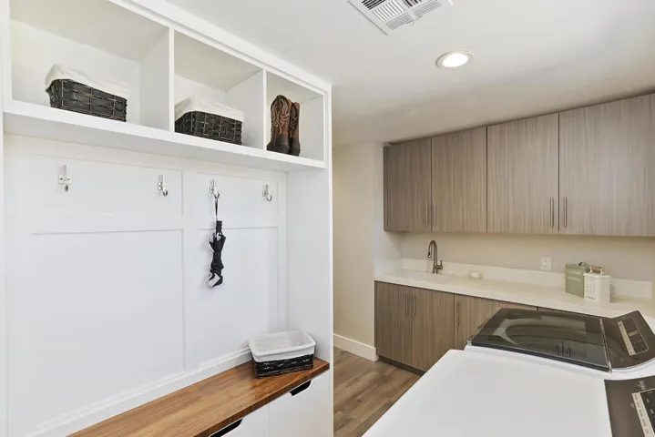 052_Laundry room