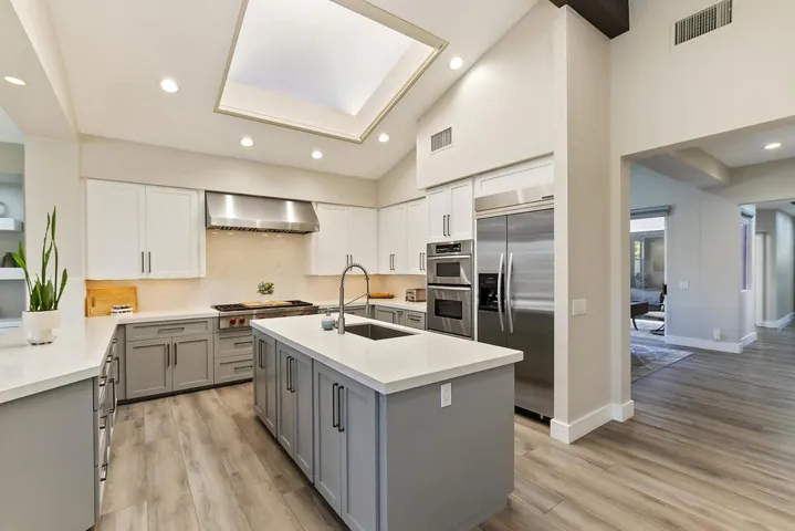 022_Kitchen