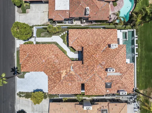 009_Top View