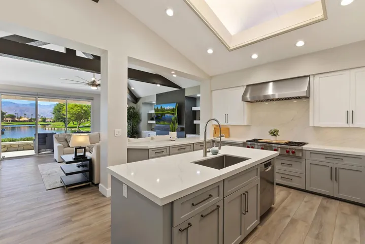026_Kitchen