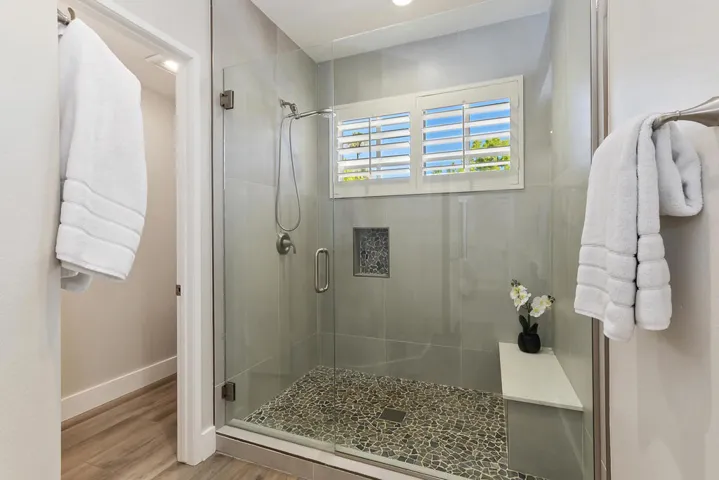 047_Bathroom