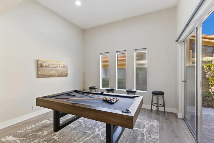 028_Game Room