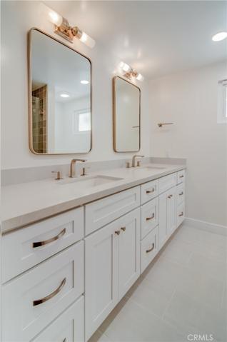 Upstairs Bathroom