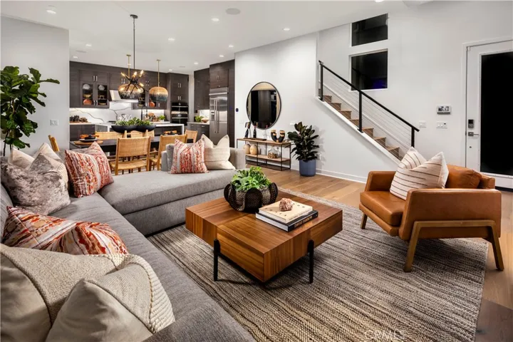 Great Room to Kitchen