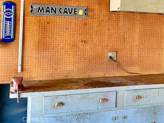 Work Bench