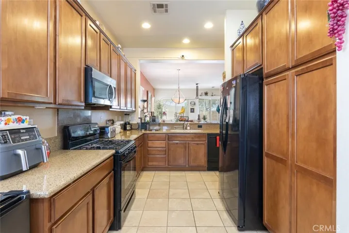 5711 Corte Benisa, Hemet, California 92545
