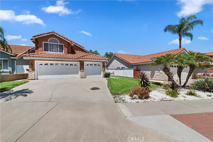 2154 Valor Circle, Corona, California 92882
