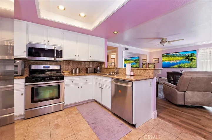 2154 Valor Circle, Corona, California 92882