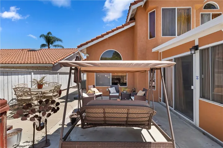 2154 Valor Circle, Corona, California 92882
