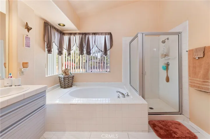 2154 Valor Circle, Corona, California 92882