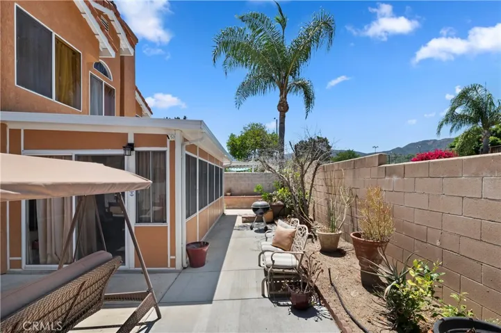 2154 Valor Circle, Corona, California 92882