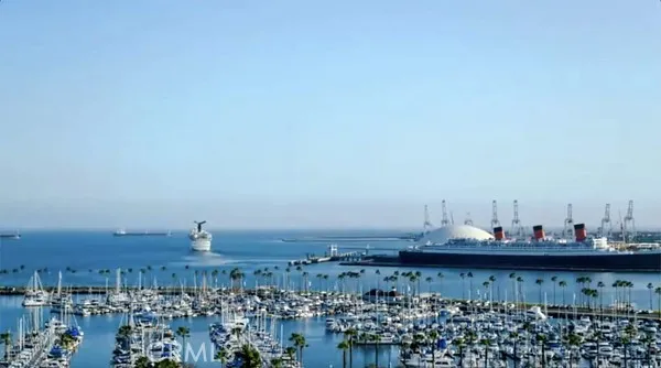 Downtown Long Beach: Queen Mary