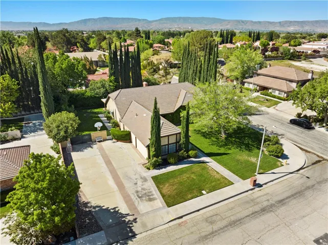 2736 Brentwood Drive, Lancaster, California 93536